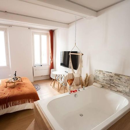 Ode A L'Amour : Studio Intimiste Toulon Exteriér fotografie